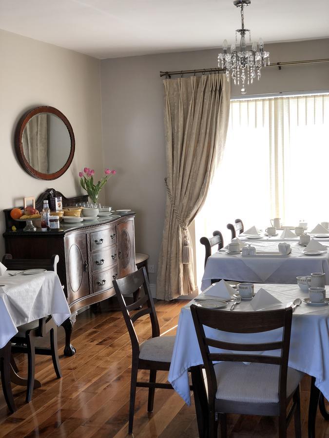 Sli Na Mara Bed & Breakfast Голуей Екстериор снимка